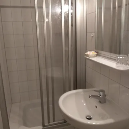 Hotel Phv Garni